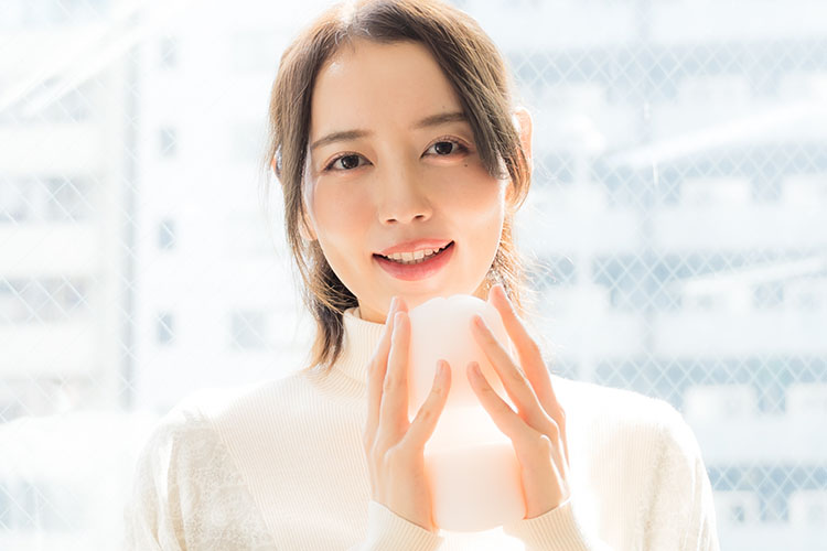 完堕ちオナホ『堕悦』×美咲かんな　～さあ貴方もオナホ沼へ～