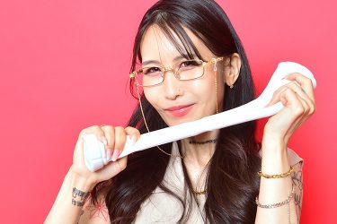 【鈴木リズ×オムテック】ハードな男を育てる伸び～るカップ