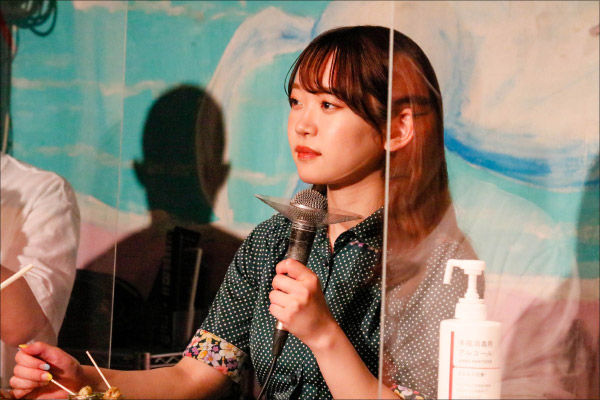 架乃ゆら、昭和歌謡愛炸裂のセクシャルバイオレットなイベントリポートの画像3